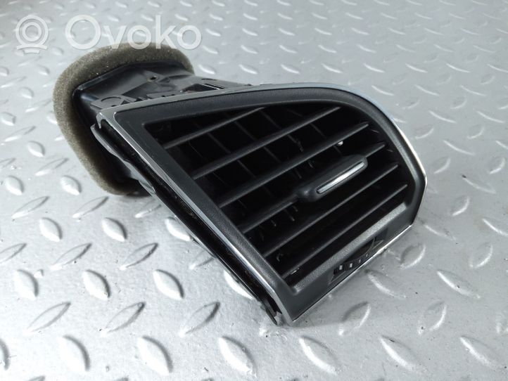 Skoda Fabia Mk3 (NJ) Garniture, panneau de grille d'aération latérale 6V0819702A