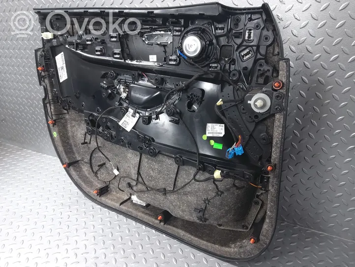 Mercedes-Benz E W213 Etuoven verhoilu A2137201808