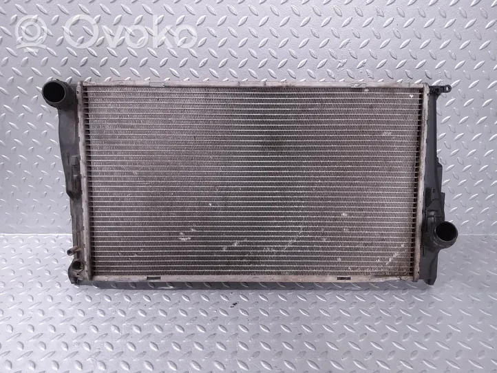 BMW 1 E81 E87 Radiateur de refroidissement 7788903