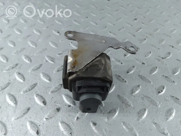 Audi A8 S8 D4 4H Turbo solenoid valve 059906609B