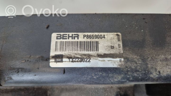 Saab 9-5 Elektryczny wentylator chłodnicy 13223022