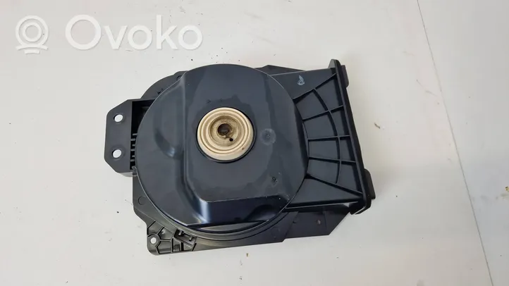 BMW 2 F22 F23 Subwoofer-bassokaiutin 9210148