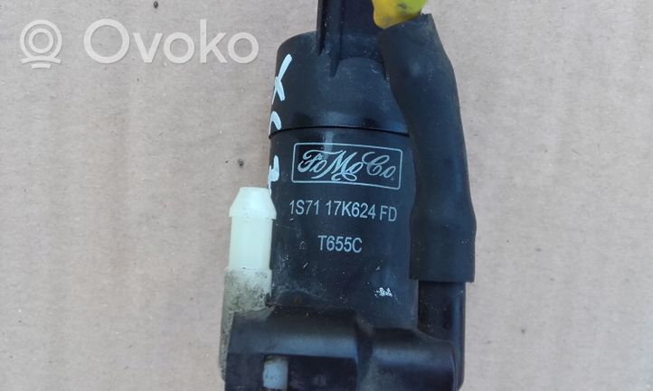 Volvo V70 Pompe de lave-glace de pare-brise 1S7117K624