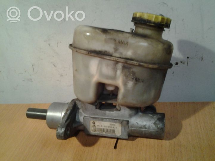 Jeep Cherokee Główny cylinder hamulca 26612501143