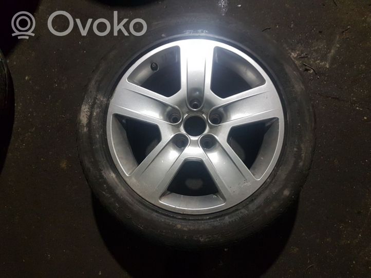 Volkswagen PASSAT B7 Felgi aluminiowe R16 8E0601025B