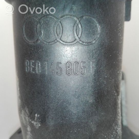 Audi A4 S4 B7 8E 8H Välijäähdyttimen jäähdytin 8E0145805F