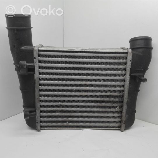 Audi A4 S4 B7 8E 8H Radiatore intercooler 8E0145805F