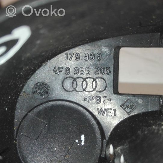 Audi Q7 4L Brazo del limpiaparabrisas trasero 4F9955205