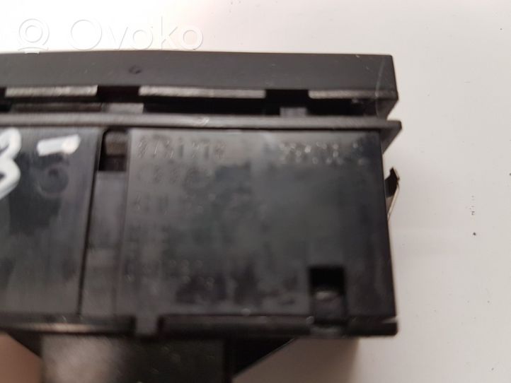 Audi A6 S6 C6 4F Hazard light switch 4F0941509