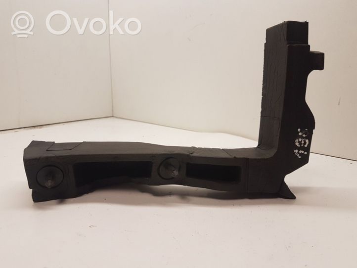 Audi RS4 Supporto/guarnizione in poliuretano espanso del parafango 8K0823722H