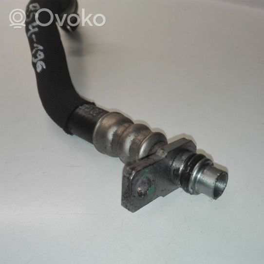 Audi RS4 Tubo flessibile del radiatore dell’olio del cambio 8K0317826AR