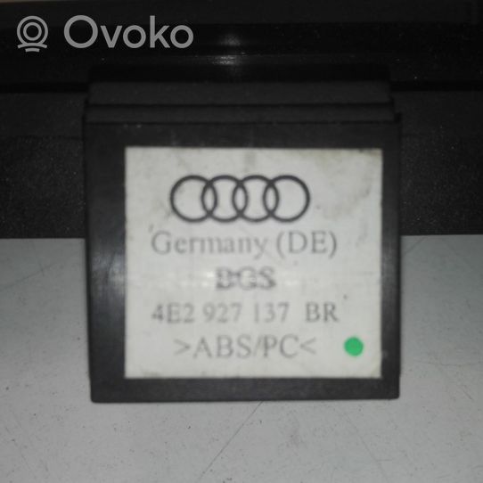 Audi A8 S8 D3 4E Interrupteur feux de détresse 4E2927137