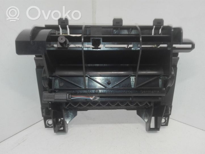 Audi A4 S4 B7 8E 8H Posacenere (anteriore) 8E0857951H