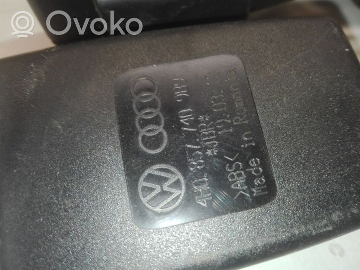 Audi A8 S8 D4 4H Klamra środkowego pasa bezpieczeństwa fotela tylnego 4H0857740