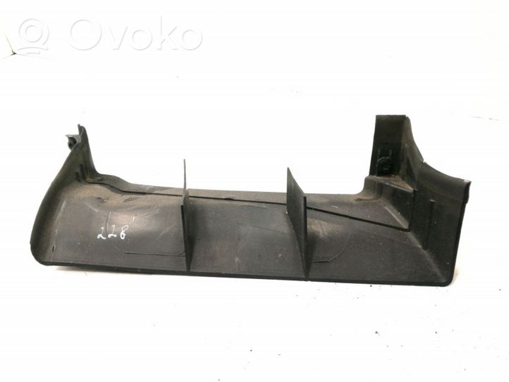 Audi A6 S6 C6 4F Ilmanoton kanavan osa 4F0129617C