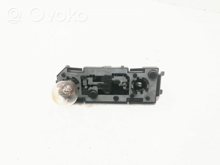 Volkswagen Sharan Element lampy tylnej 7M3945257A