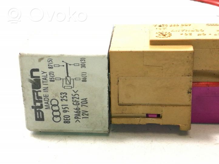 Audi A6 S6 C6 4F Other relay 8E0951253