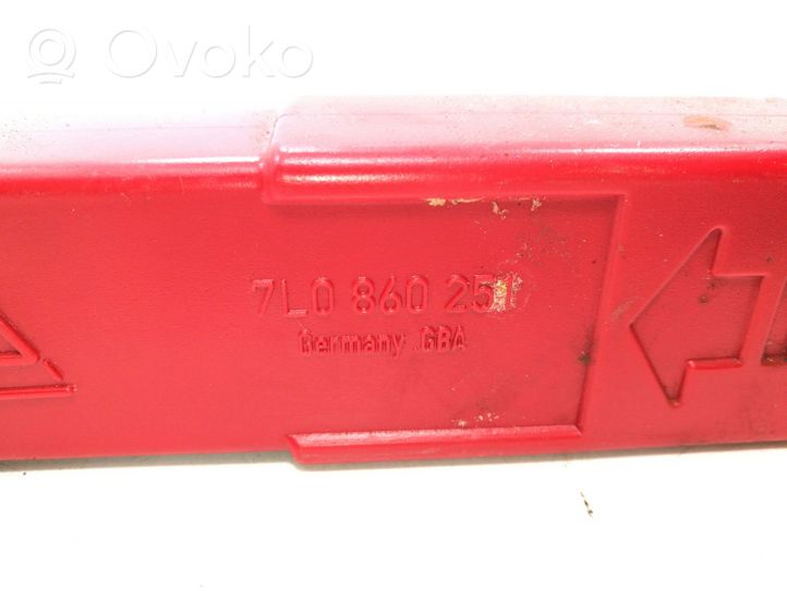 Audi Q7 4L Emergency warning sign 7L0860251