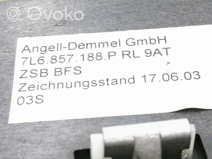 Volkswagen Touareg I Ramka schowka deski rozdzielczej 7L6857188