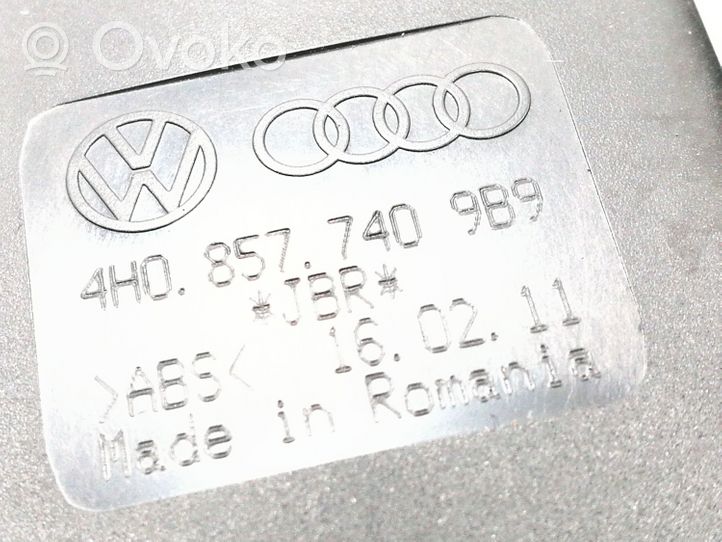 Audi A8 S8 D4 4H Klamra środkowego pasa bezpieczeństwa fotela tylnego 4H0857740