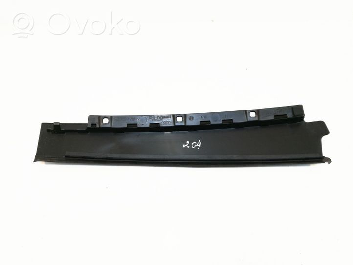 Audi Q3 8U Rivestimento modanatura del vetro della portiera posteriore 8U0839902