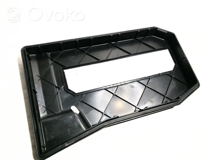 Audi Q7 4L Coperchio/tappo della scatola vassoio della batteria 7L0864643B