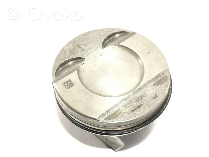 Porsche Cayenne (9Y0 9Y3) Piston 06M107099