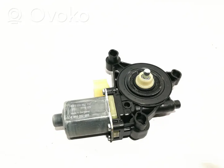 Audi Q2 - Motorino alzacristalli della portiera anteriore 5Q0959801B