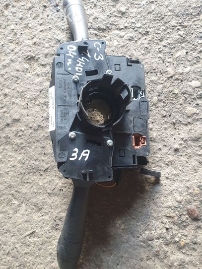 Citroen C3 Leva/interruttore dell’indicatore di direzione e tergicristallo 96576762XT