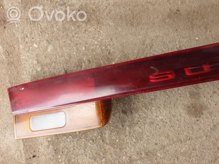 Subaru Legacy Takaluukun takavalot 0432009