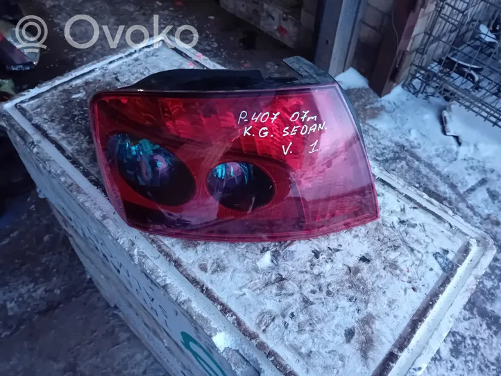 Peugeot 407 Headlight/headlamp 