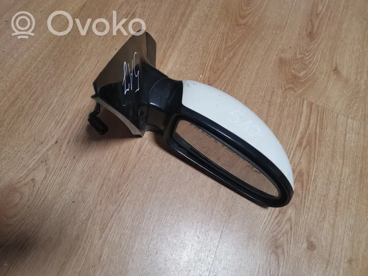 Ford Focus Front door electric wing mirror 015475