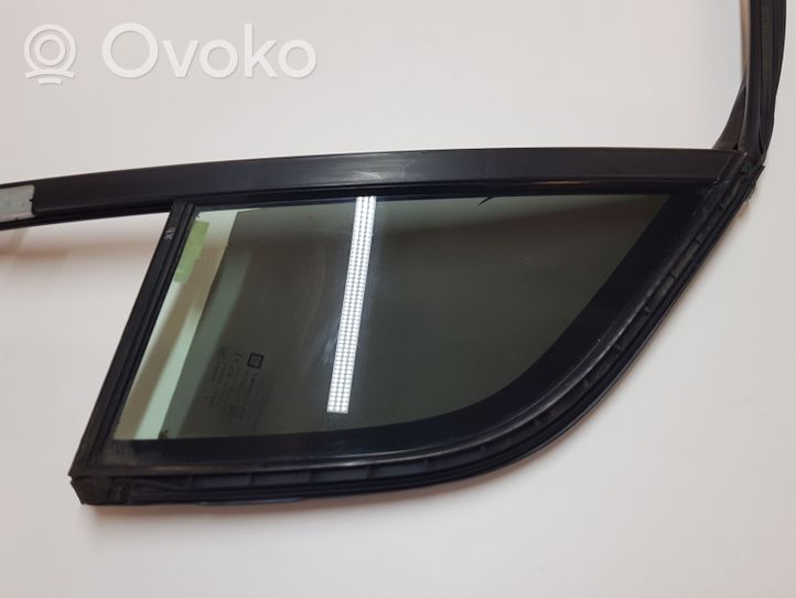 Buick Encore I Front door vent window glass four-door 43R000056