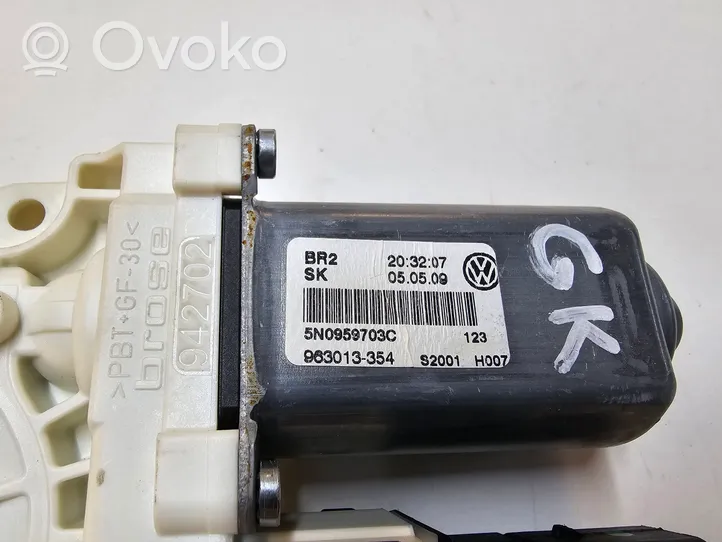 Volkswagen Tiguan Silniczek podnoszenia szyby drzwi tylnych 5N0959703C