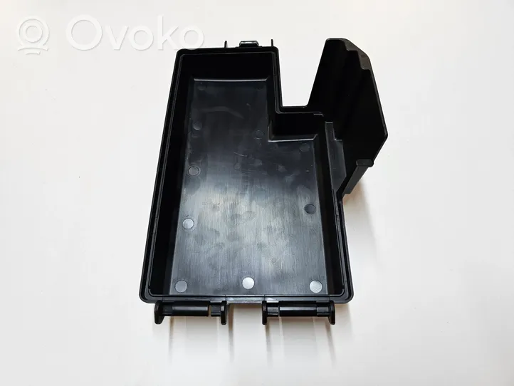 Ford Mustang VI Fuse box cover 4830