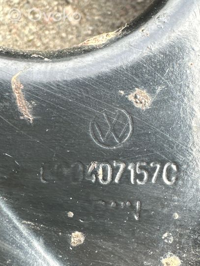 Volkswagen Polo IV 9N3 Fourchette, bras de suspension inférieur avant 6C0407157C