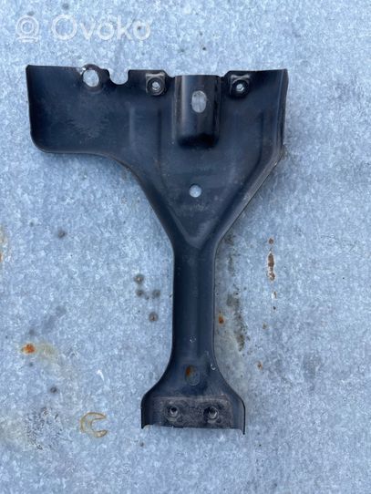 Volkswagen Tiguan Staffa del pannello di supporto del radiatore 5N0805567B