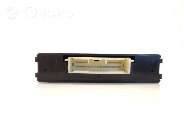 Lexus RX 330 - 350 - 400H Moduł sterowania Gateway 8911148100