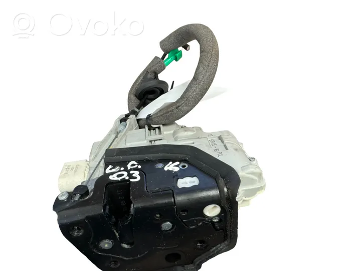 Audi Q3 8U Etuoven lukko 4G0839016