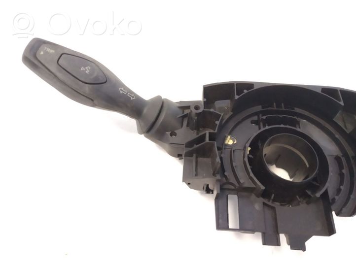 Ford Fiesta Pyyhkimen/suuntavilkun vipukytkin 8A6T13N064GD