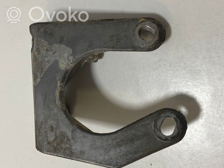 Volvo XC60 Front differential bracket 30713236