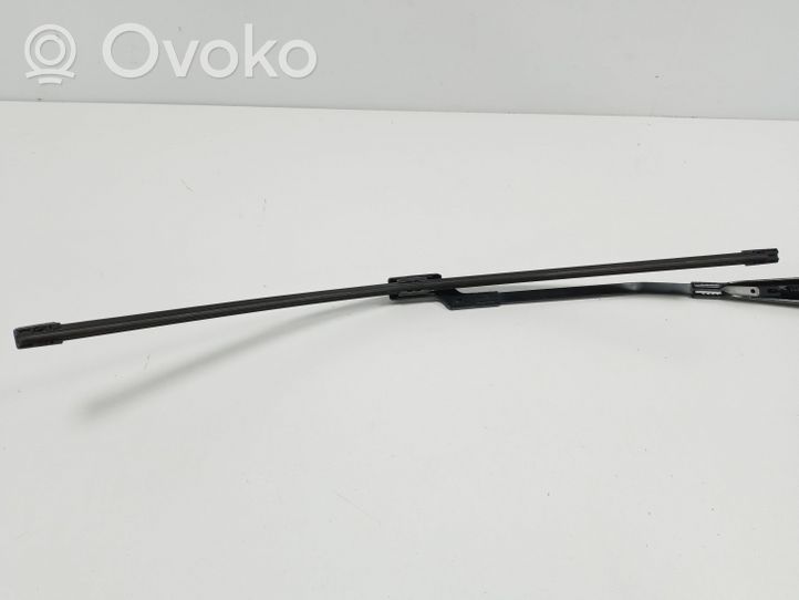 Volvo XC60 Front wiper blade arm 30753530