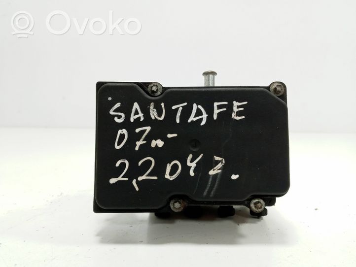 Hyundai Santa Fe ABS Pump 589102B350