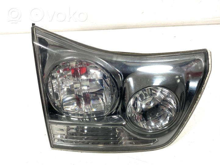 Lexus RX 300 Lampy tylnej klapy bagażnika 4841