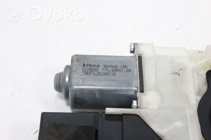 Citroen C4 I Moteur de lève-vitre de porte avant 9681574880