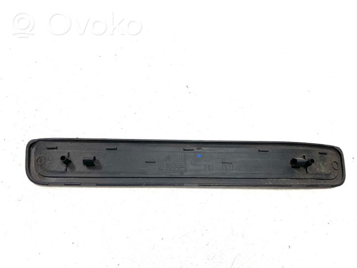 Toyota Avensis T270 Takaoven kynnyksen suojalista 6791505030