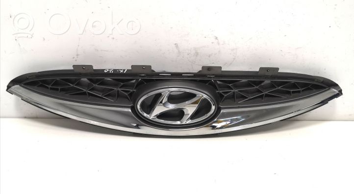 Hyundai ix20 Grotelės viršutinės 863511K000