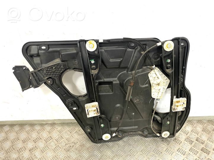 Dodge Journey Meccanismo di sollevamento del finestrino posteriore senza motorino 963218105