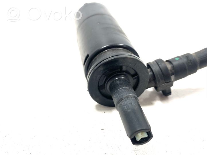 Saab 9-5 Pompa spryskiwacza lampy przedniej 13157637