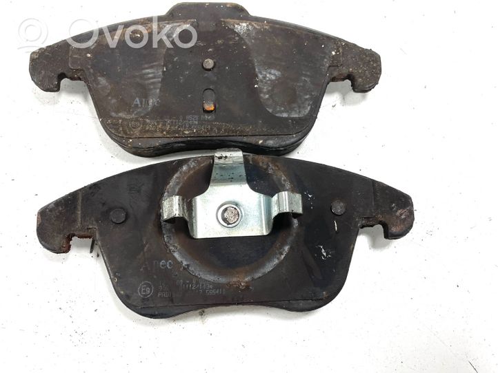 Land Rover Freelander 2 - LR2 Brake pads (front) 90R011121434